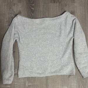 Abercrombie & Fitch Light Gray Off-Shoulder Sweater